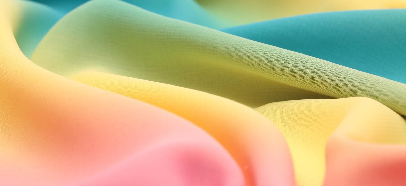 Polyester microfibres